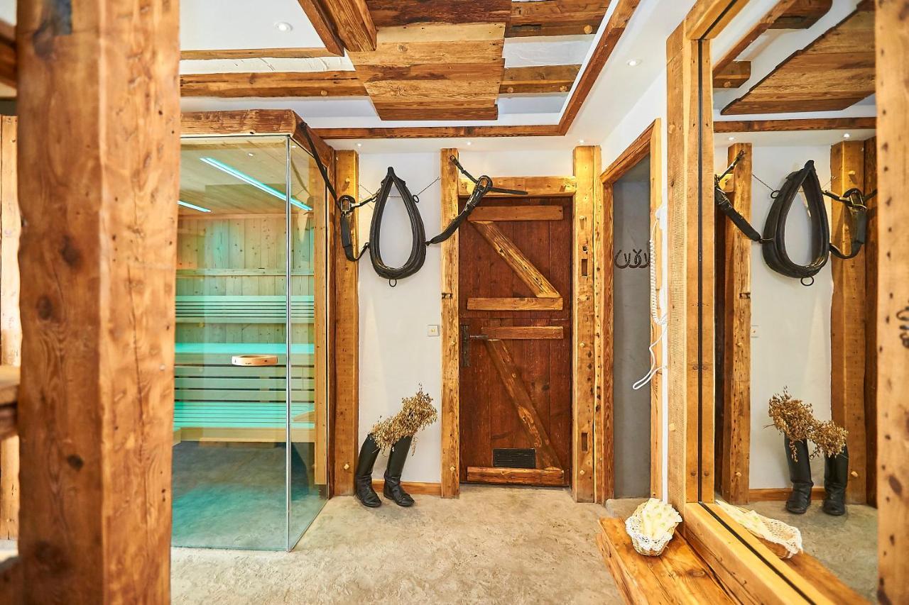 Hotel Roessle Trochtelfingen Bagian luar foto